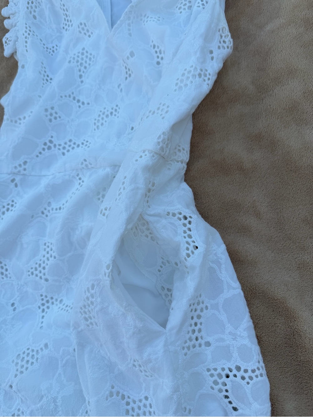Karl Lagerfeld White Eyelet V-Neck Midi Dress with Ruffle Shoulders Size 8 - Picture 9 of 14
